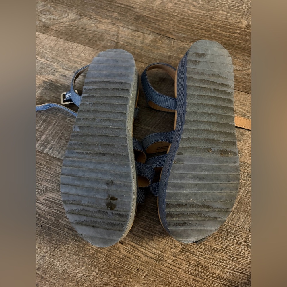 Old Navy Girls Platform Sandals size 13c - Picture 6 of 7